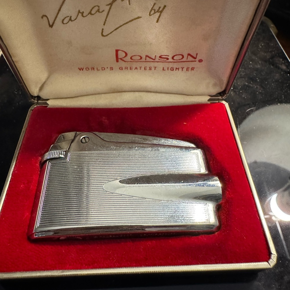 Ronson Varaflame Art Deco Lighter